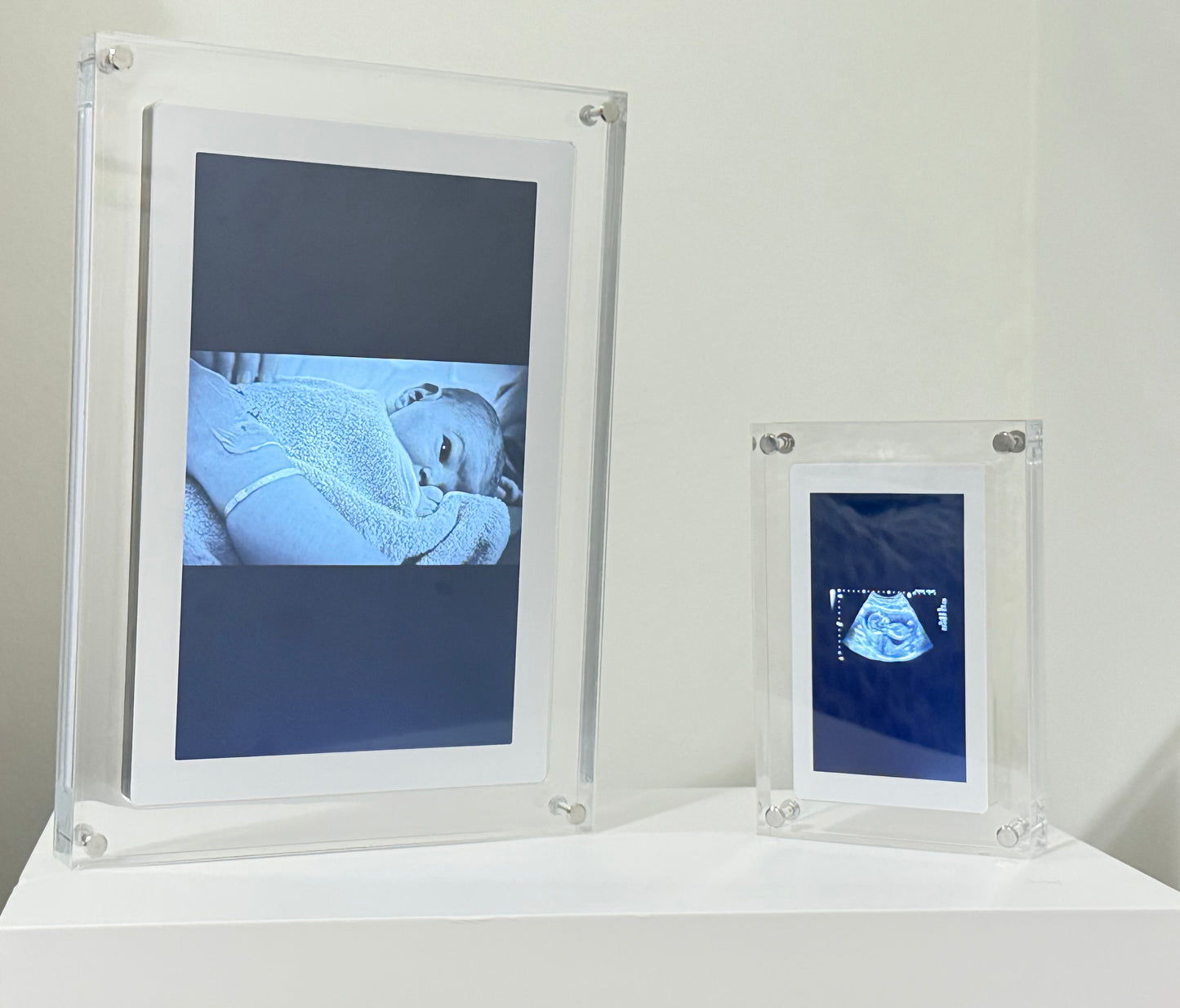 SnapFrame 10 inches Digital  Frame