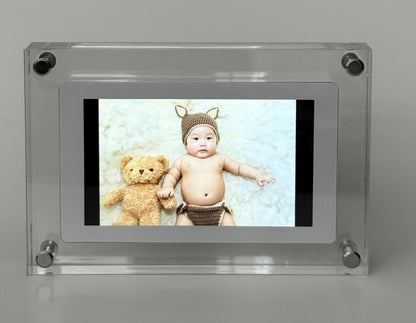 SnapFrame Digital Frame