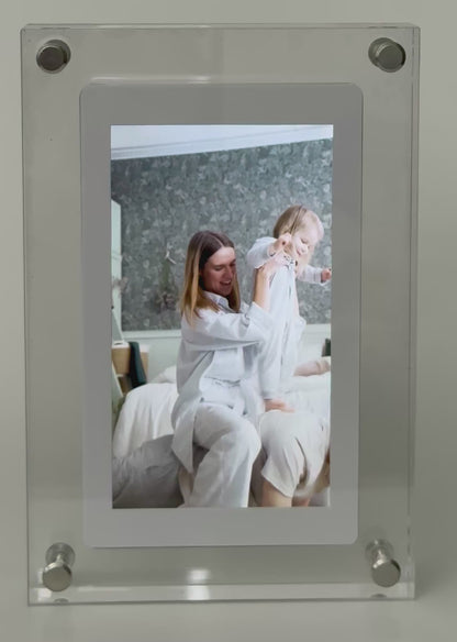 SnapFrame Digital Frame